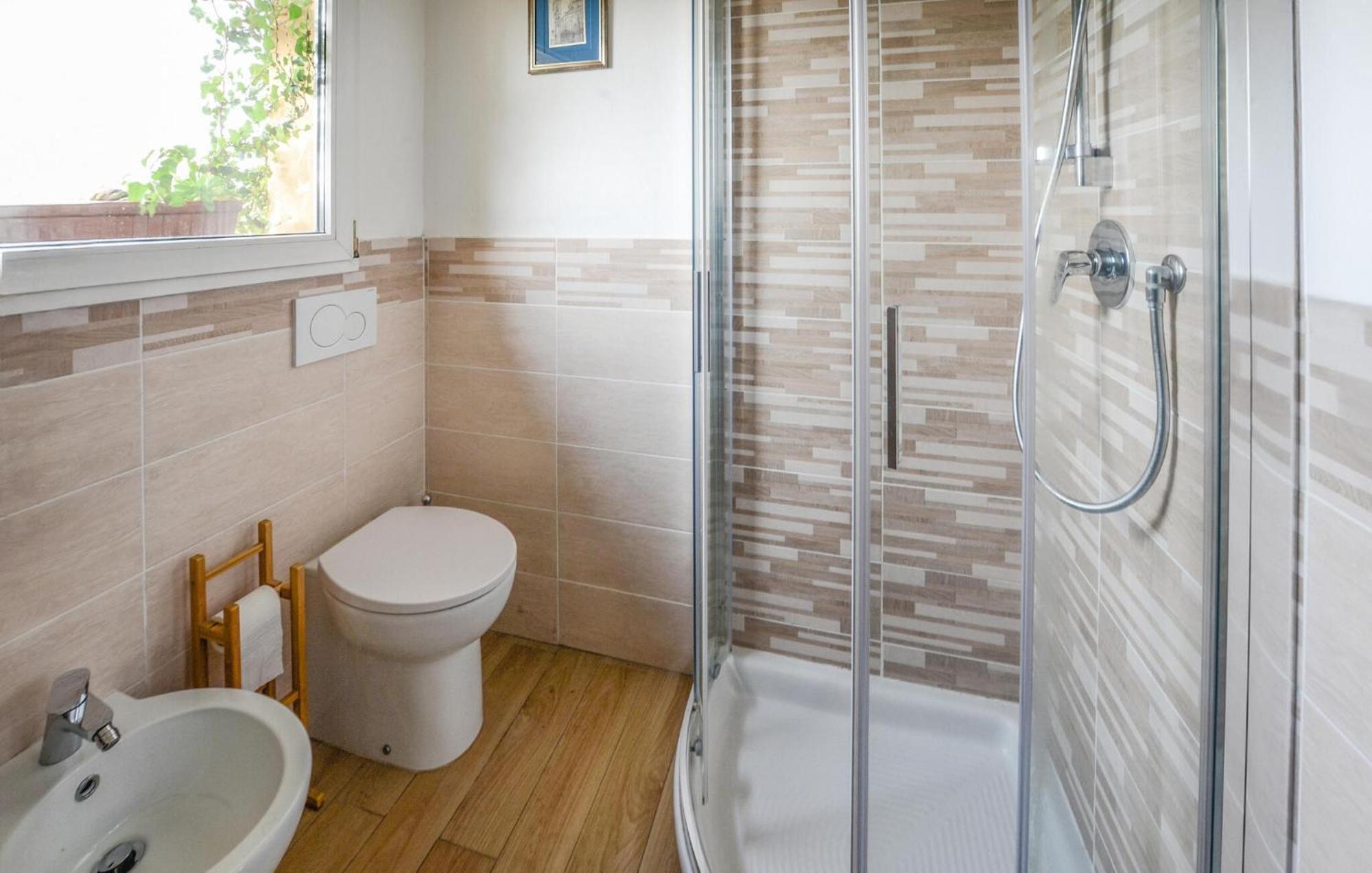 1 Bedroom Lovely In Florence