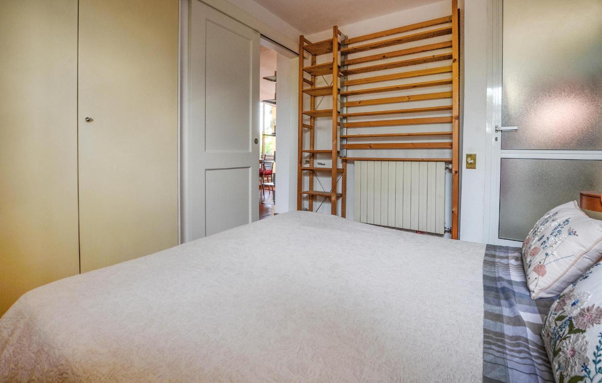 1 Bedroom Lovely In *