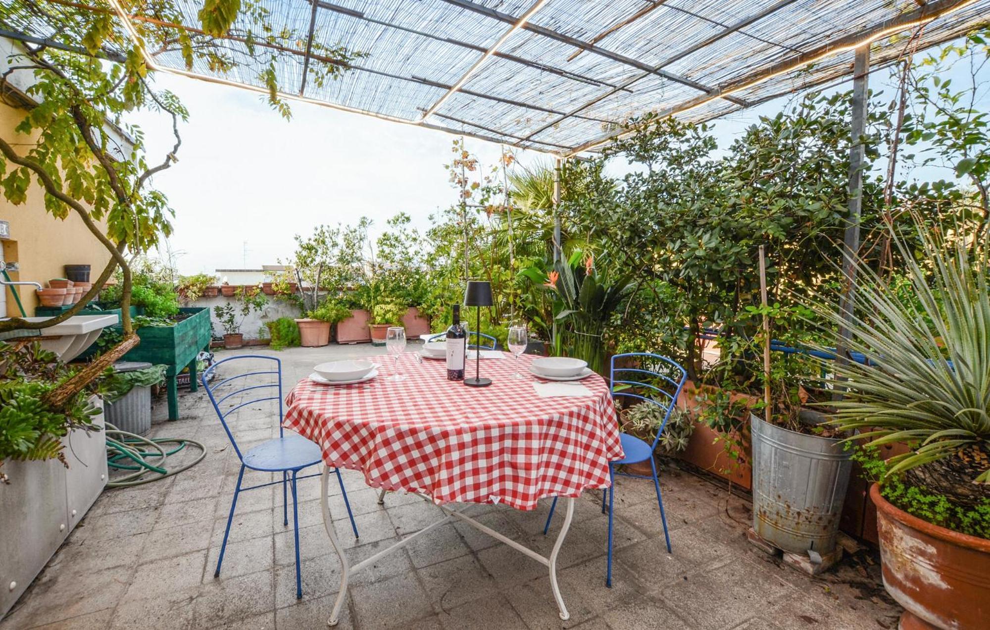 1 Bedroom Lovely In *