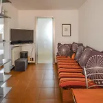1 Bedroom Lovely Apartment In Firenze